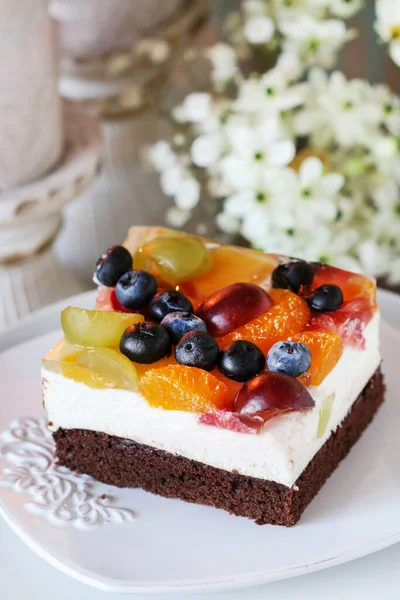 Kawałek Domowego Ciasta Owocowego Deser Imprezowy — Zdjęcie stockowe