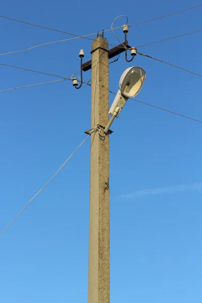 Colonna di illuminazione in cemento — Foto Stock