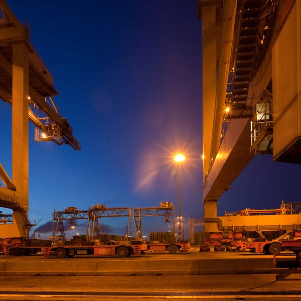 Gantry cranes — Stock Photo, Image