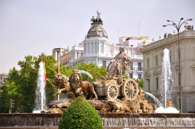 Cibeles çeşmenin üzerinde plaza de cibeles Madrid, İspanya