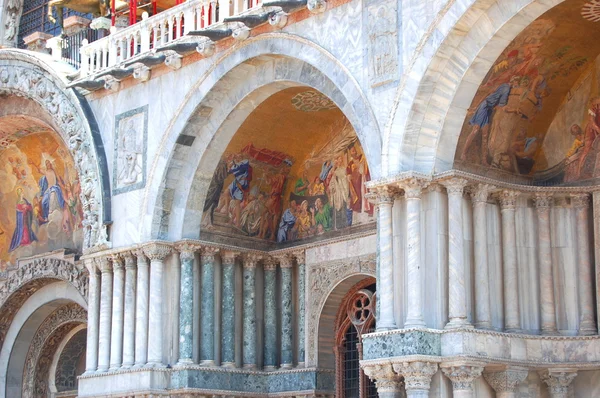 Mozaïek op de basiliek van San Marco in Venetië, Italië — Stockfoto