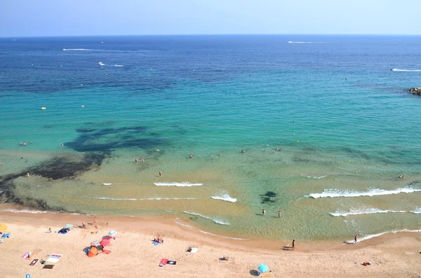 在 calpe，西班牙的沙滩 — 图库照片