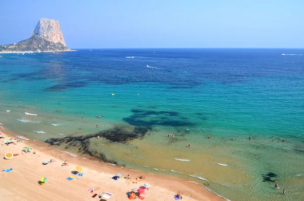 Kumlu plaj calpe, İspanya — Stok fotoğraf