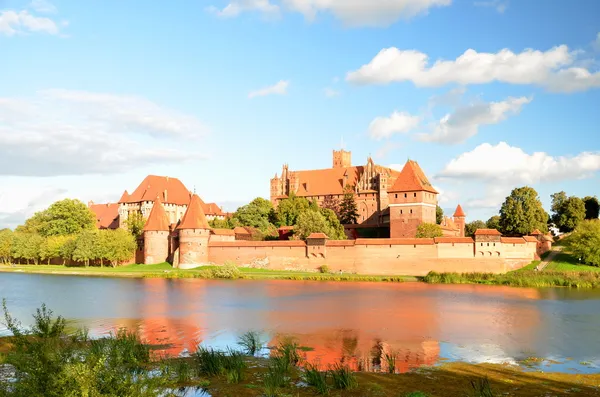 Castillo de Malbork en la región de Pomerania, Polonia — Foto de Stock