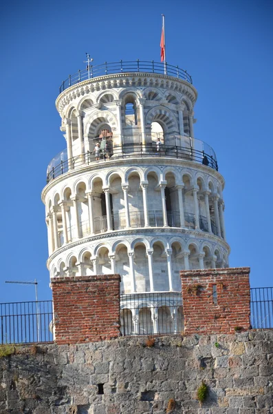 Знаменита вежа на площі чудес у Пізі (Тоскана - Італія). — стокове фото