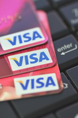 closeup visa kredi kartları dizüstü klavye