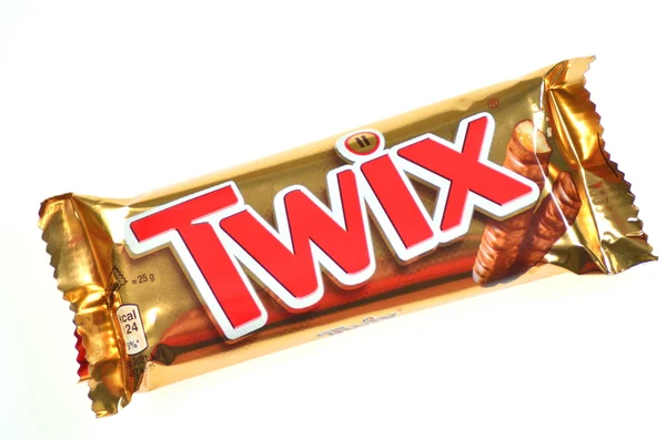 Twix cookie paski na białym tle