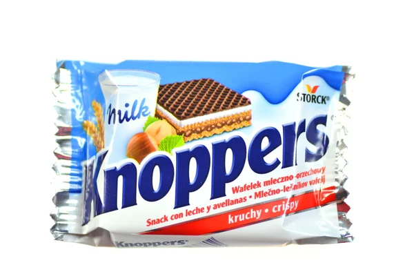 Knoppers wafer isolado em fundo branco — Fotografia de Stock