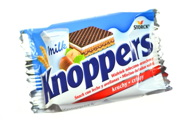 Knoppers wafer isolado em fundo branco — Fotografia de Stock