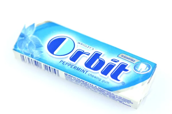 Orbit tuggummi isolerad på vit bakgrund — Stockfoto