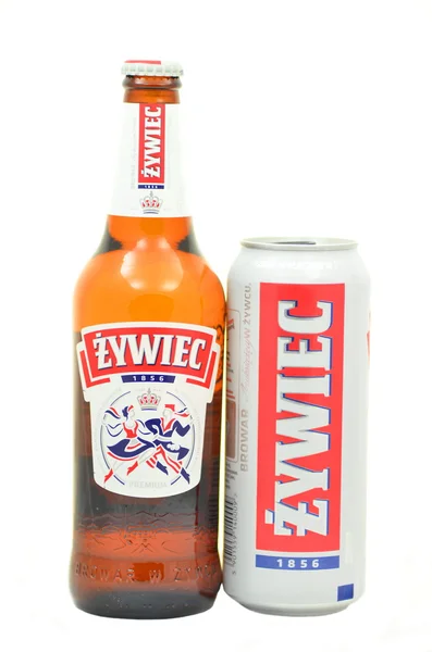 Zywiec pivo izolovaných na bílém pozadí — Stock fotografie