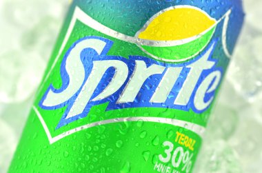 sprite içeceği buz üzerinde olabilir