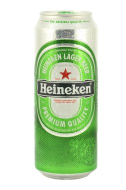 Heineken bira bira beyaz zemin üzerine izole