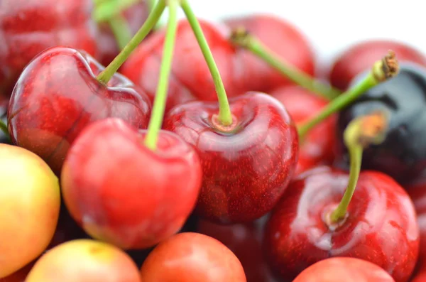 Closeup of ripe, fresh and sweet cherries — Stock Photo, Image