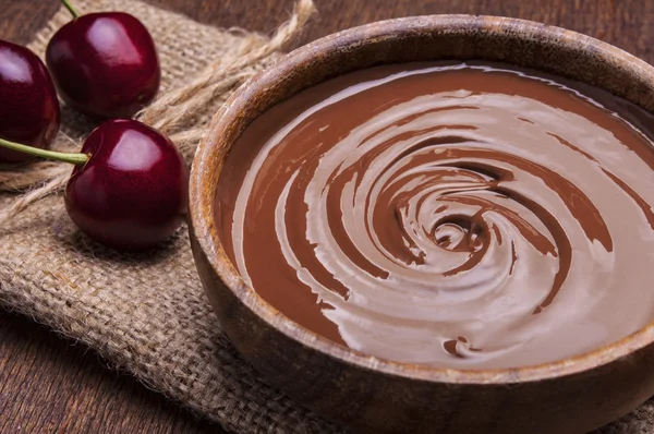 초콜릿 크림의 그릇 — 스톡 사진