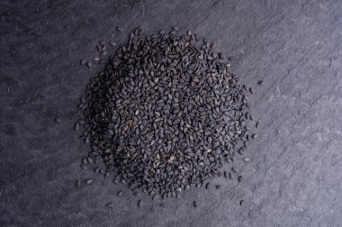 Siyah susam tohumları