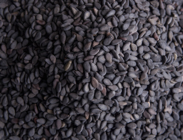 Black sesame seeds