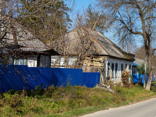 Прогулки Осенним Утром Горном Шале Жизнь Горных Пастухов Лесорубов Возвращающихся — стоковое фото