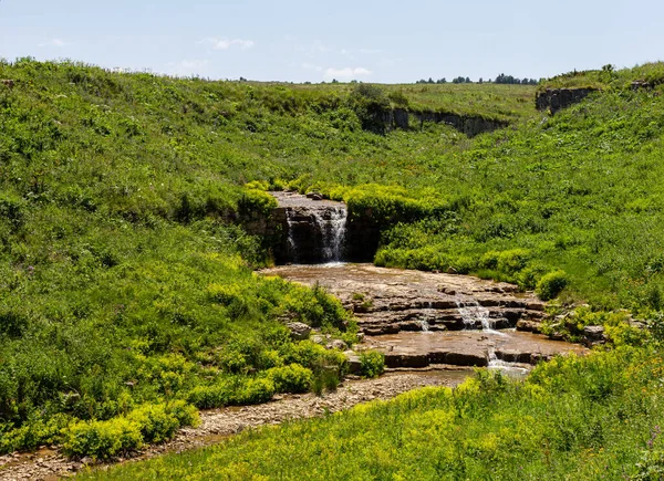 Sources Mountain River Journey Riverbed Shallow Bottom Stones Warm Sunlight — Stock Photo, Image