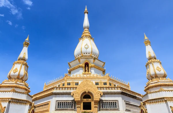 "phra maha chedi chai mongkol "at wat chedi chai mongkol, roi-et — Stockfoto