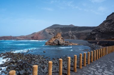 Lanzarote 'deki Charco Verde plajı, İspanya' daki Kanarya Adaları