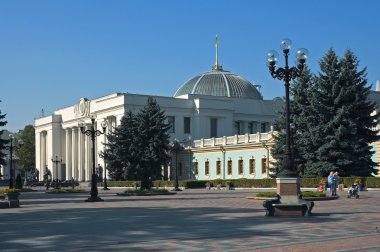 Kiev'de bina Parlamento