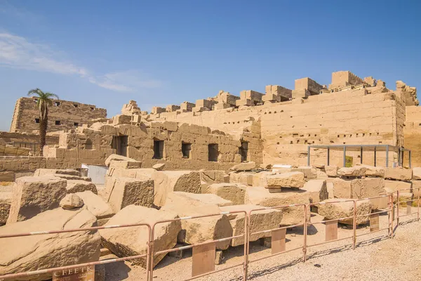 Antike Tempel Von Karnak Luxor Ruiniertes Theben Ägypten Mauern Und — Stockfoto