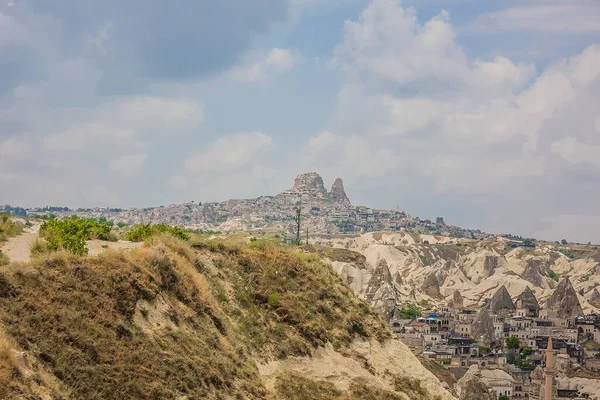 Goreme Turcja Panorama Miasta Goreme Kapadocji Turcja Bajkowymi Kominami Domami — Zdjęcie stockowe