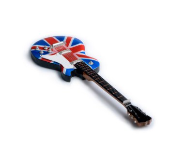 Beyaz arka plan üzerinde izole Britanya bayrağını gitar