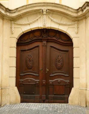 eski ahşap kapı