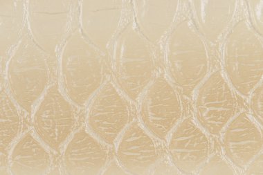 çiçekli beyaz sentetik deri ile kabartmalı