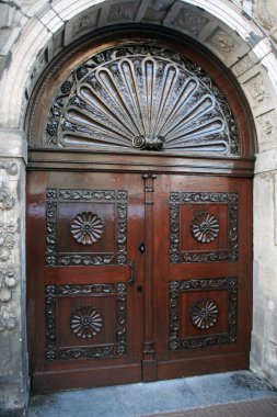 Eski Kilise Kapısı