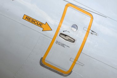 kapı kaçış olacak