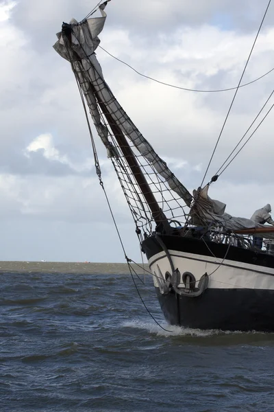 Front of an old sailboat — Stock Photo, Image