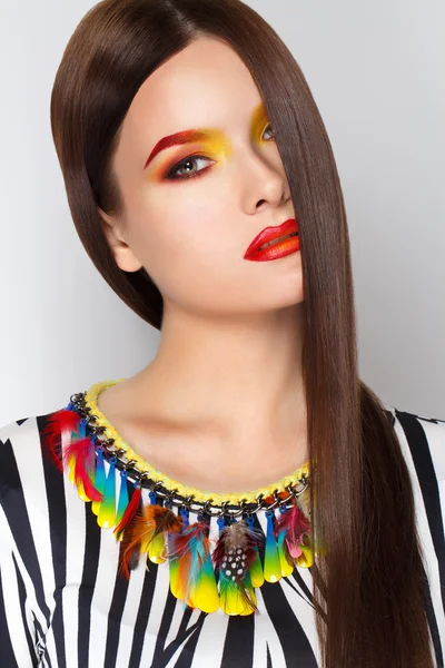 Beautiful fashion woman color face art — Stock Photo, Image