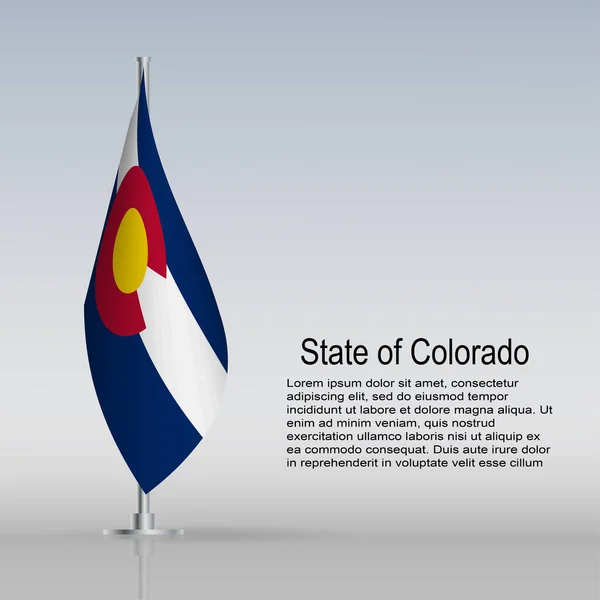 Vlag Van Colorado Usa Hangt Aan Een Vlaggenmast Staat Tafel — Stockvector