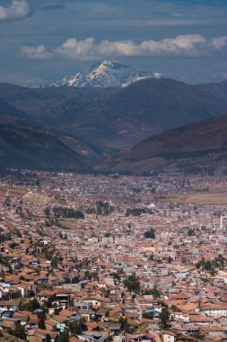 andes Cusco kar ile kaplı
