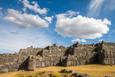 sacsayhuaman güzel bulutlar ile