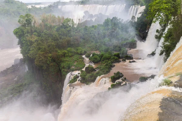 The Iguacu falls in Argentina Brazil closeup — Stock Photo, Image