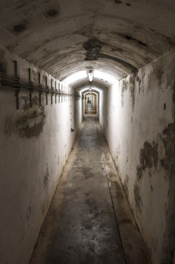 Almanya'da bir ww2 Bunker yeraltı koridor