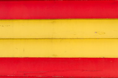ahşap plakalar İspanyol renkler kırmızı sarı boyalı