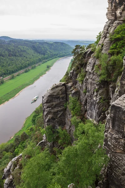 Elbe river seen from the Bastei — Stock Photo, Image