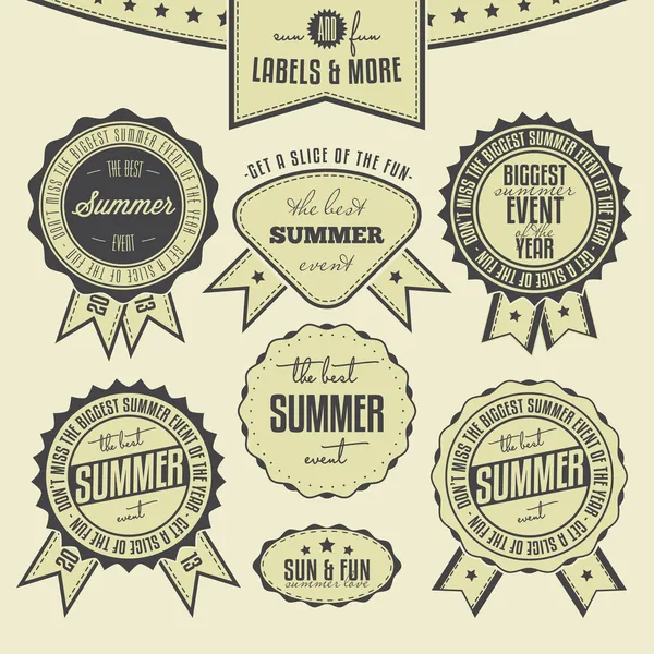 Yaz etkinlikleri ilgili vintage etiketleri ayarla — Stok Vektör