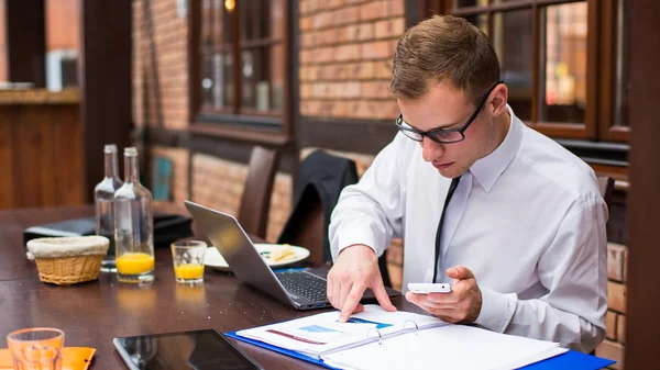 Hard working businessman — Stock Photo, Image