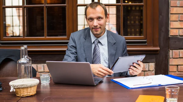 Hard working businessman — Stock Photo, Image