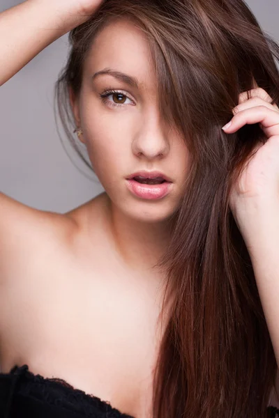 Beautiful girl posing — Stock Photo, Image