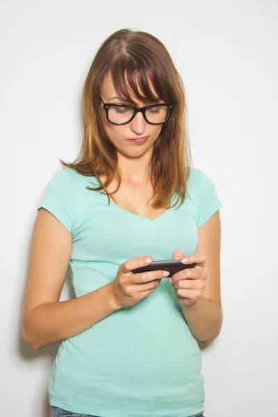 Estudiante escribiendo sms —  Fotos de Stock