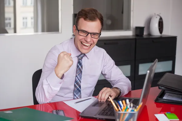 Feliz hombre de negocios —  Fotos de Stock