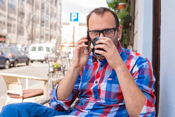 Man drinking coffee — Stock Photo, Image