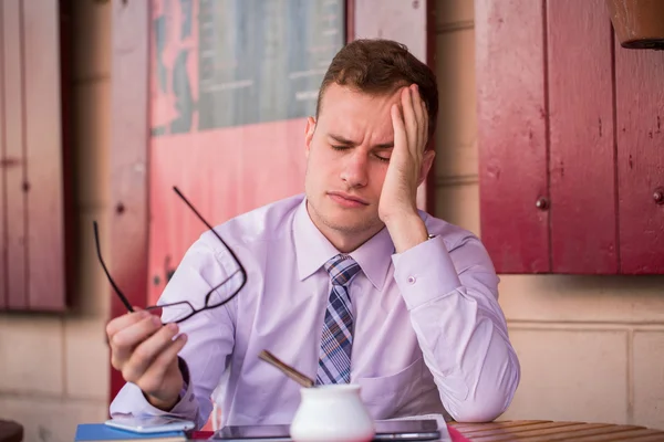 Trött affärsman — Stockfoto